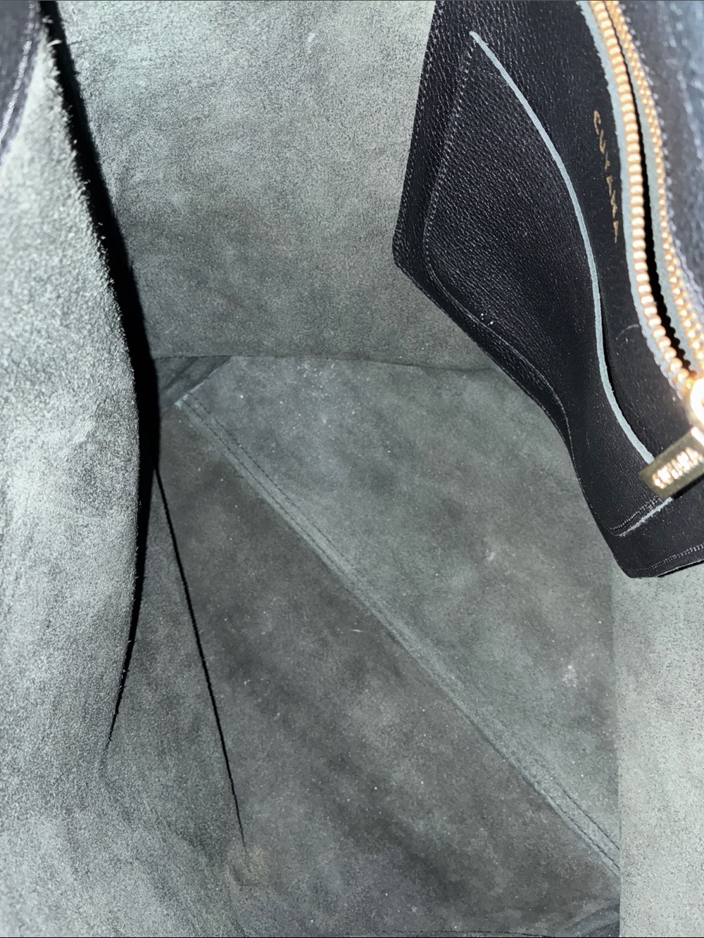 Cuyana Classic Black Leather Tote Bag - Women - Picture 5 of 7